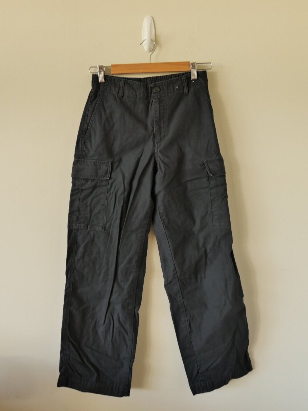 Uniqlo Straight-Leg Cargo Pants Size XS